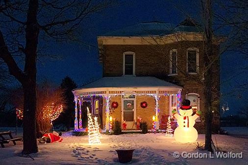 Festive Farmhouse_03305-7.jpg - Photographed near Jasper, Ontario, Canada.